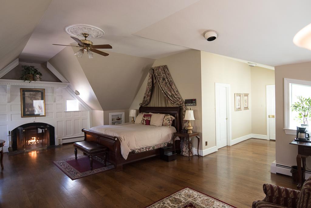 Stafford House Bed & Breakfast Fairfax Bagian luar foto
