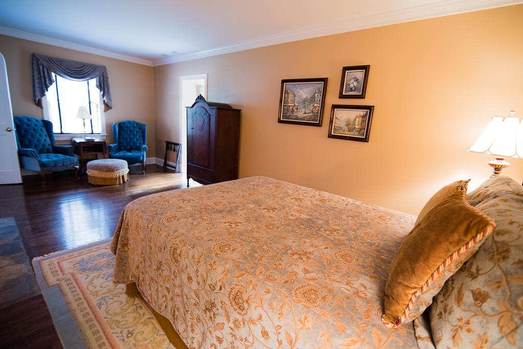Stafford House Bed & Breakfast Fairfax Bagian luar foto