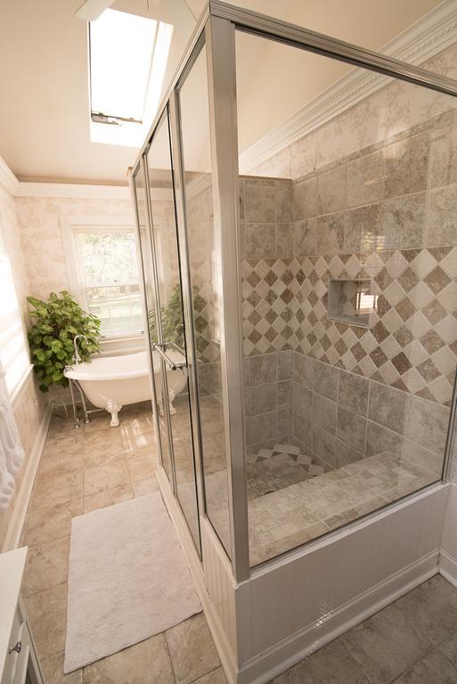 Stafford House Bed & Breakfast Fairfax Bagian luar foto